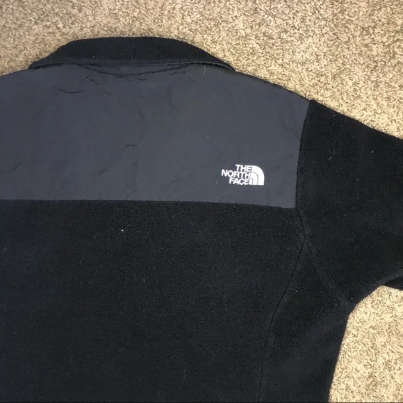 Women’s North Face Jacket size L - Picture 5 of 10